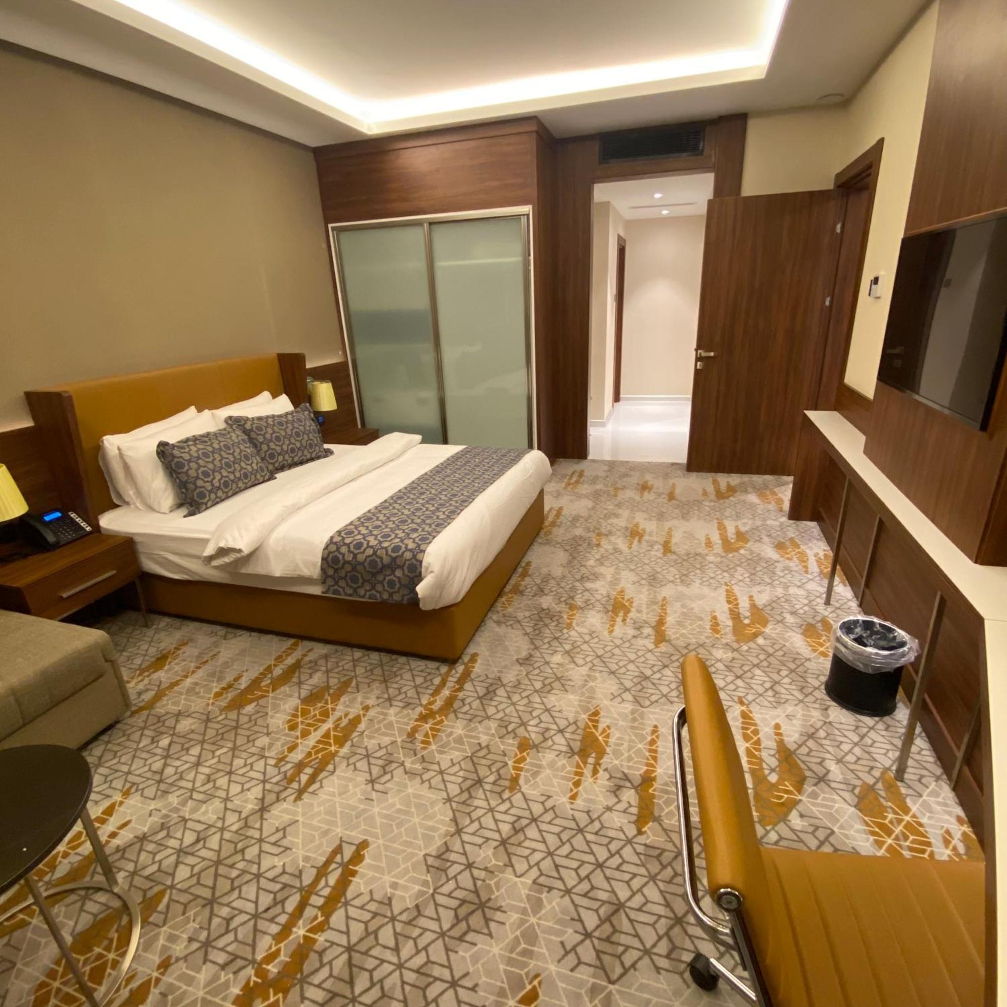 Royal Vista Hotel ‘Ibrī 外观 照片