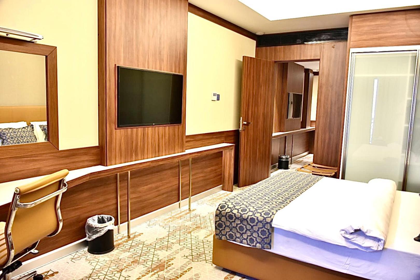 Royal Vista Hotel ‘Ibrī 外观 照片