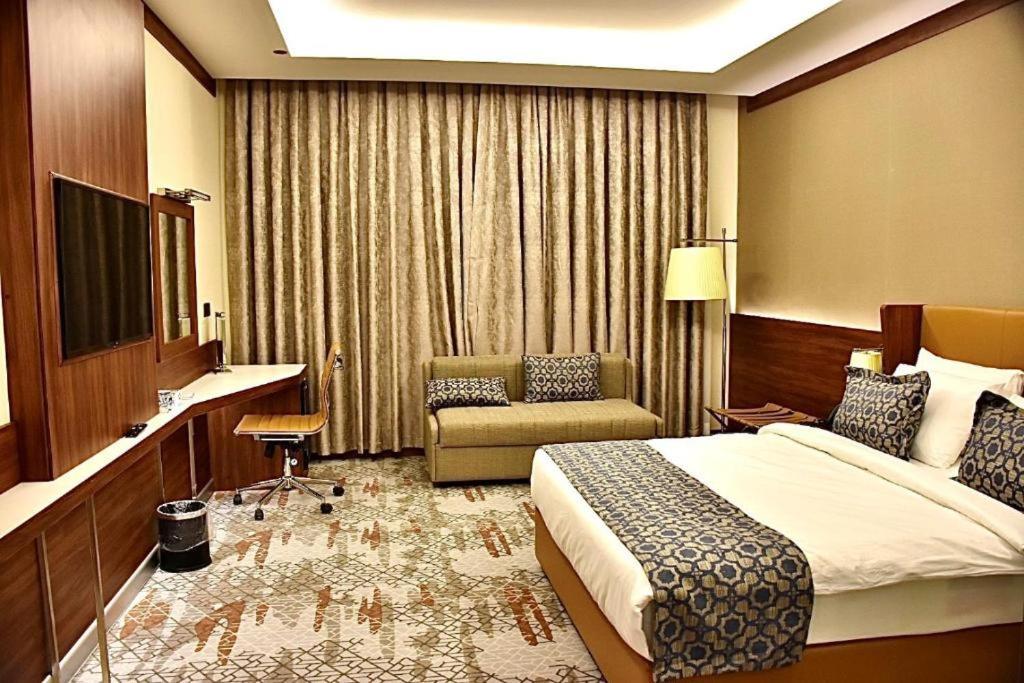Royal Vista Hotel ‘Ibrī 外观 照片